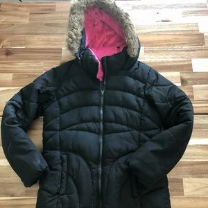 SO girls’ 10/12 black puffer‎ jacket with pink inside and faux fur hood